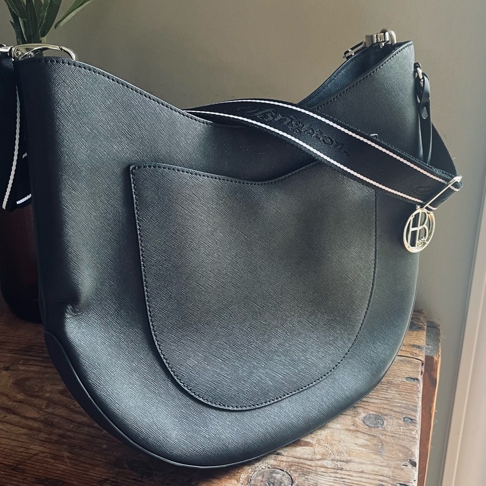 HENRI BENDEL West 57th Hobo Crescent File Messenger Black Leather Crossbody Bag - Picture 4 of 16